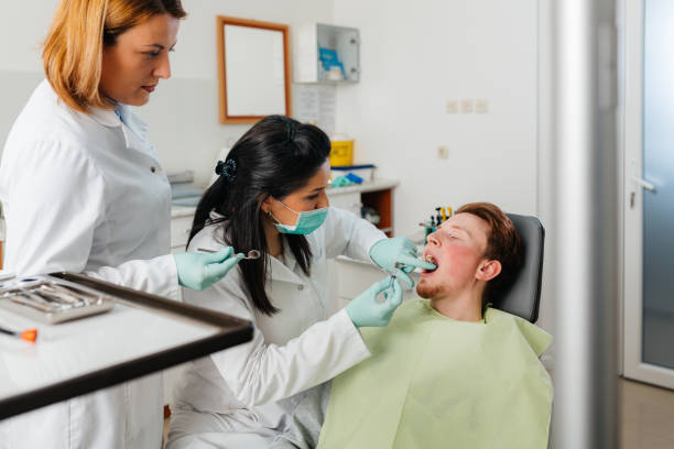 Best Emergency Tooth Extraction in Ben Lomond, CA